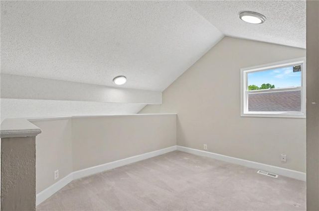 2527 Morningside Drive, Lawrence, KS 66047