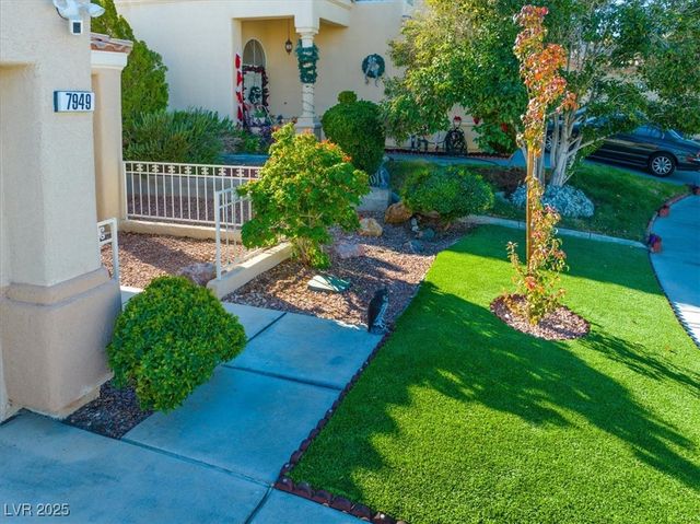 7949 Indian Cloud Avenue, Las Vegas, NV 89129