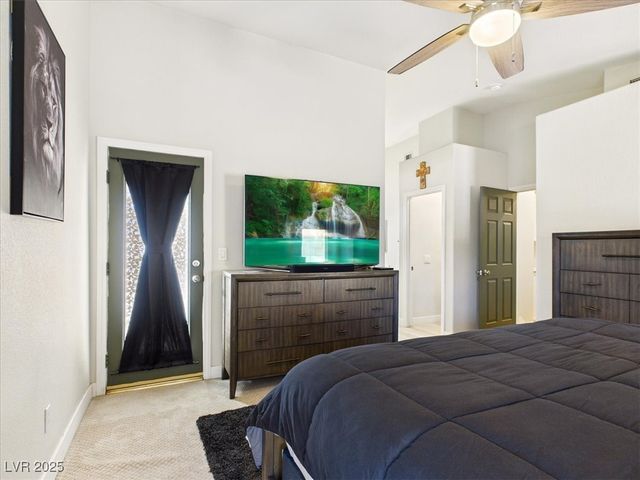 7949 Indian Cloud Avenue, Las Vegas, NV 89129