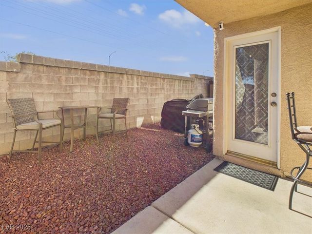7949 Indian Cloud Avenue, Las Vegas, NV 89129