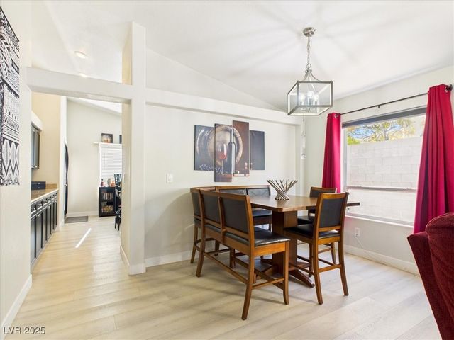 7949 Indian Cloud Avenue, Las Vegas, NV 89129