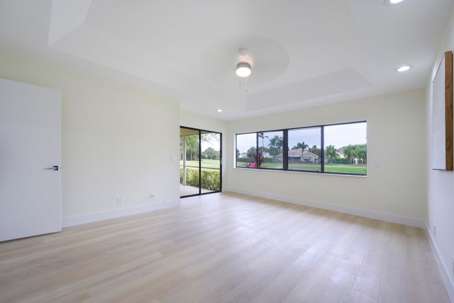 6890 Touchstone Circle, Palm Beach Gardens, FL 33418