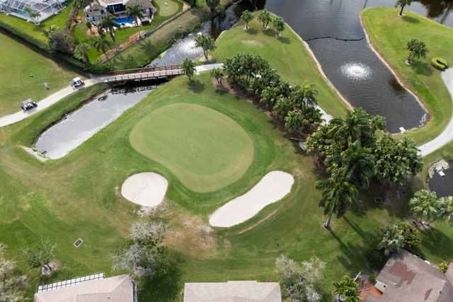 6890 Touchstone Circle, Palm Beach Gardens, FL 33418