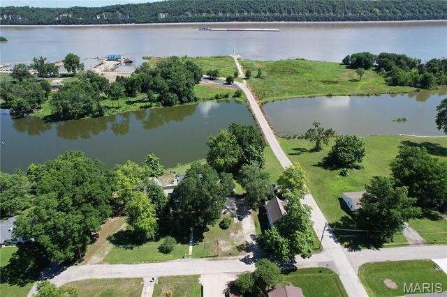 1850 Main Street, Portage Des Sioux, MO 63373
