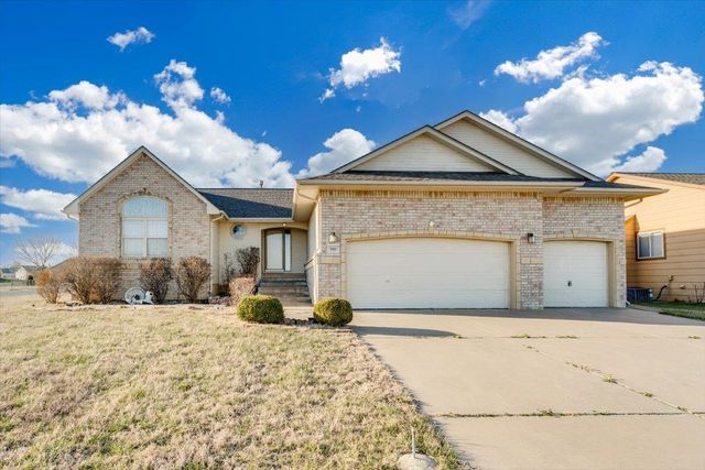 906 S Glenmoor, Wichita, KS 67207