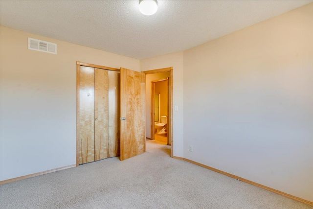 906 S Glenmoor, Wichita, KS 67207