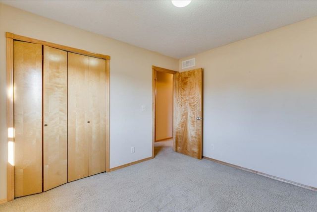 906 S Glenmoor, Wichita, KS 67207