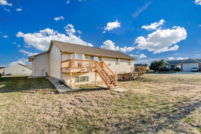 906 S Glenmoor, Wichita, KS 67207