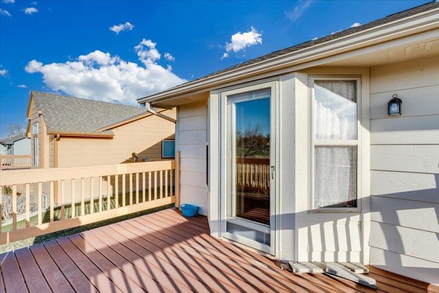 906 S Glenmoor, Wichita, KS 67207