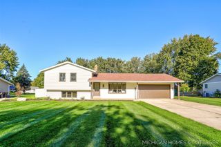 10975 Campanel Drive, Zeeland, MI 49464