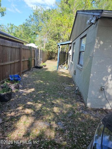 9135 5TH Avenue, Jacksonville, FL 32208