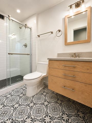 803 W 18TH Street, Tempe, AZ 85281