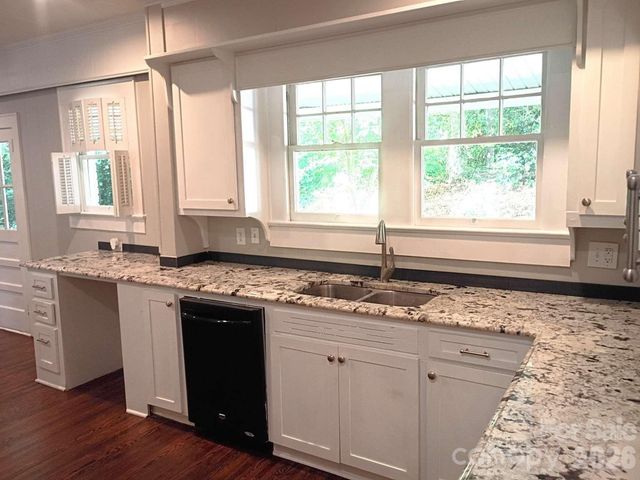 403 N Cannon Boulevard, Kannapolis, NC 28083