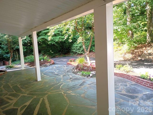 403 N Cannon Boulevard, Kannapolis, NC 28083