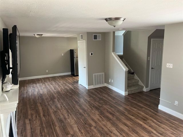 3650 Fore Circle, Farmers Branch, TX 75234