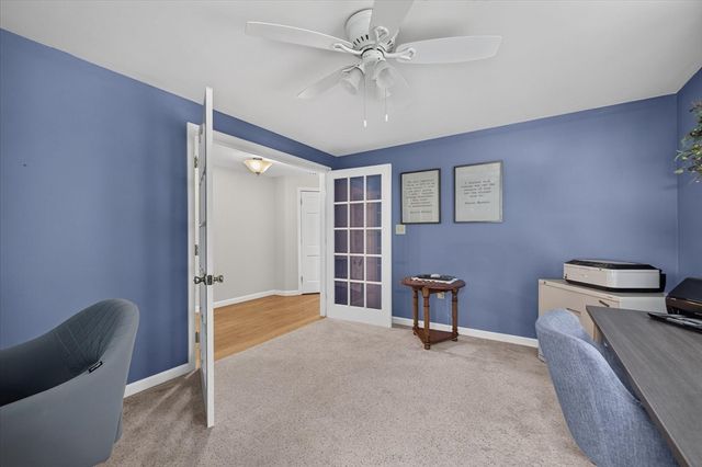 11 Foster St, Oxford, MA 01540