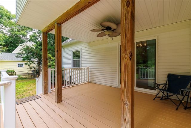 11 Foster St, Oxford, MA 01540