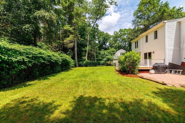 11 Foster St, Oxford, MA 01540
