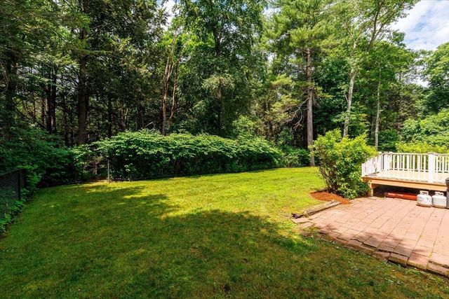 11 Foster St, Oxford, MA 01540