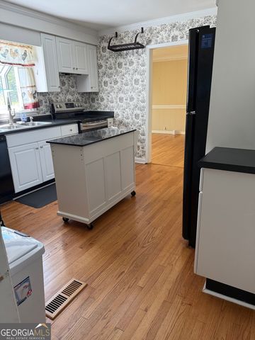 208 Vista Circle, Macon, GA 31204