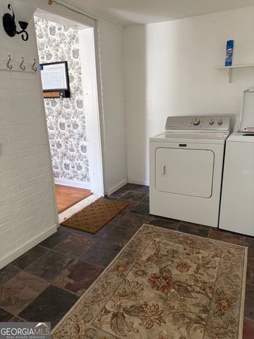 208 Vista Circle, Macon, GA 31204