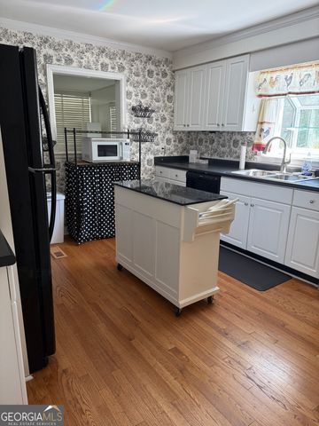 208 Vista Circle, Macon, GA 31204