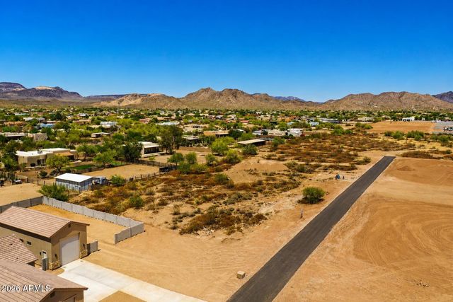 0000 E Carriage Lane 4, Phoenix, AZ 85086