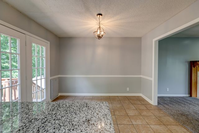2587 Elkmont Dr, Clarksville, TN 37040