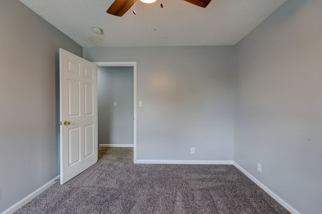 2587 Elkmont Dr, Clarksville, TN 37040