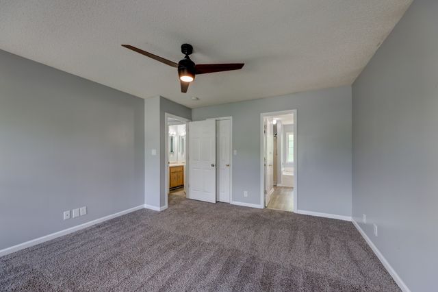 2587 Elkmont Dr, Clarksville, TN 37040