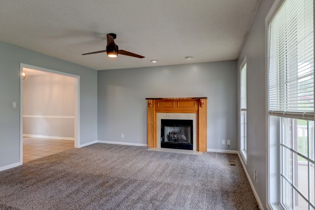 2587 Elkmont Dr, Clarksville, TN 37040