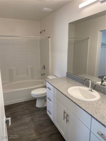 12285 Glass Desert Road 2, Las Vegas, NV 89183