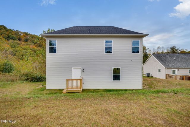 215 Brighton Place, Bristol, TN 37620