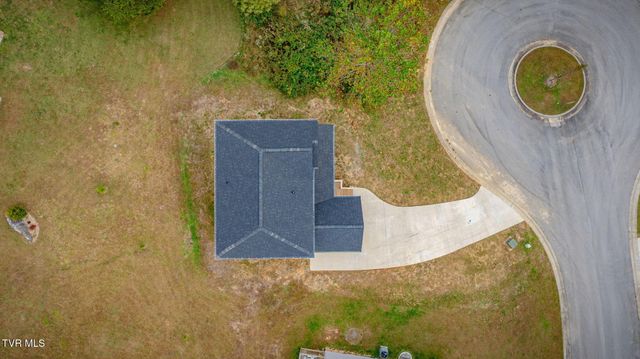 215 Brighton Place, Bristol, TN 37620