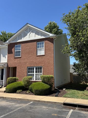 342 Arapaho Dr, Murfreesboro, TN 37128