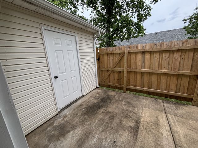 342 Arapaho Dr, Murfreesboro, TN 37128