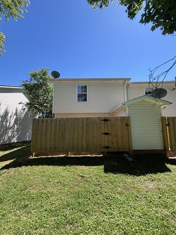 342 Arapaho Dr, Murfreesboro, TN 37128