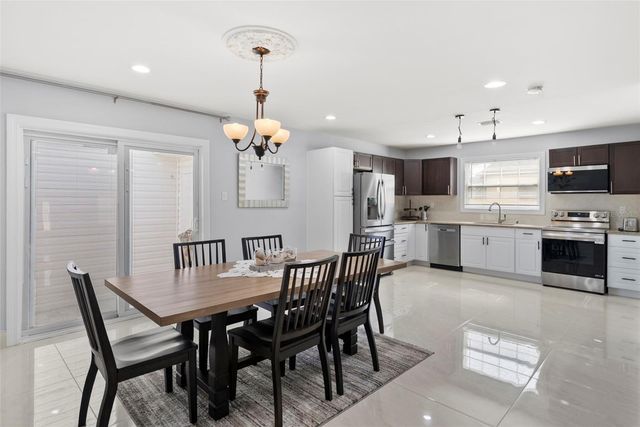 204 44TH AVENUE, St Pete Beach, FL 33706