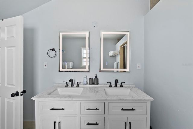 204 44TH AVENUE, St Pete Beach, FL 33706