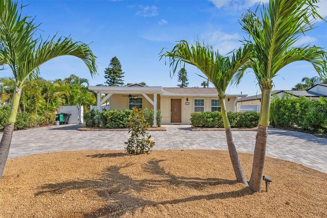 204 44TH AVENUE, St Pete Beach, FL 33706