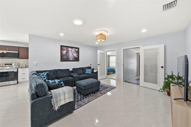 204 44TH AVENUE, St Pete Beach, FL 33706