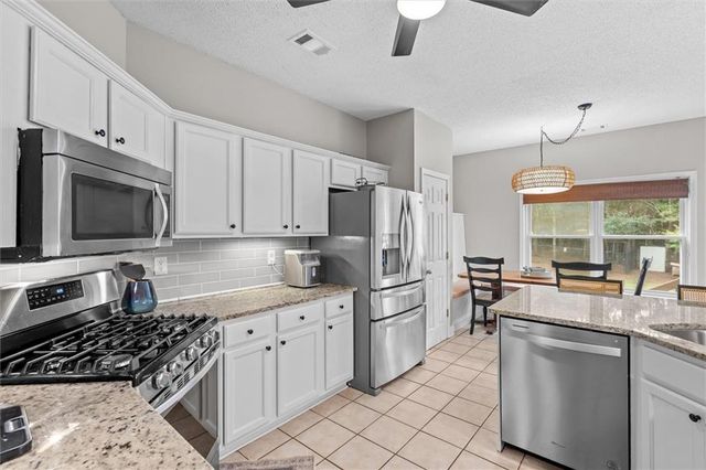 5025 Starla Lane, Douglasville, GA 30135