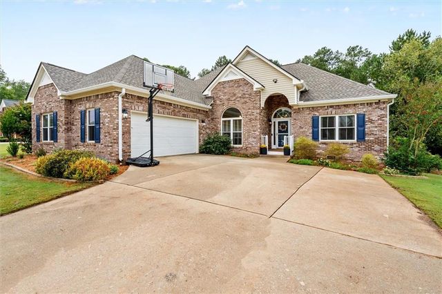 5025 Starla Lane, Douglasville, GA 30135