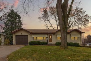 2105 S 122 Avenue, Omaha, NE 68144