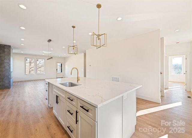 40 Firefly Ridge Trail, Alexander, NC 28701