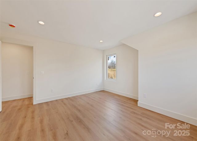 40 Firefly Ridge Trail, Alexander, NC 28701