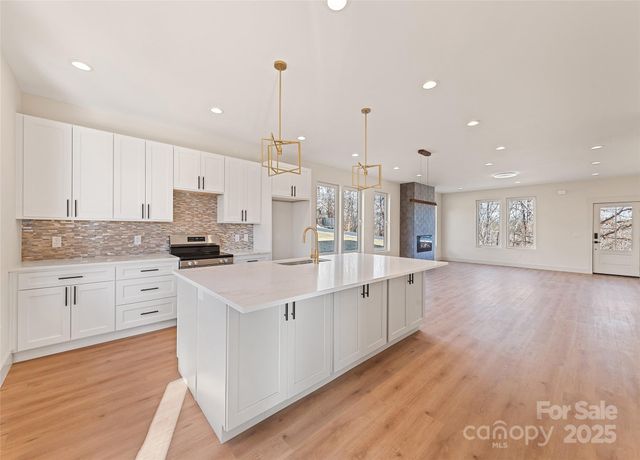 40 Firefly Ridge Trail, Alexander, NC 28701