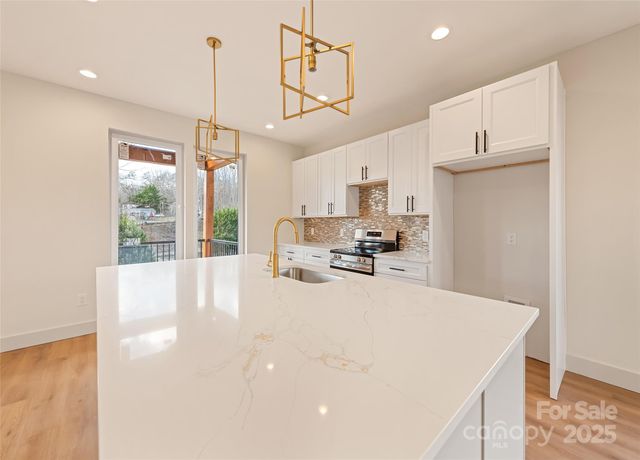 40 Firefly Ridge Trail, Alexander, NC 28701