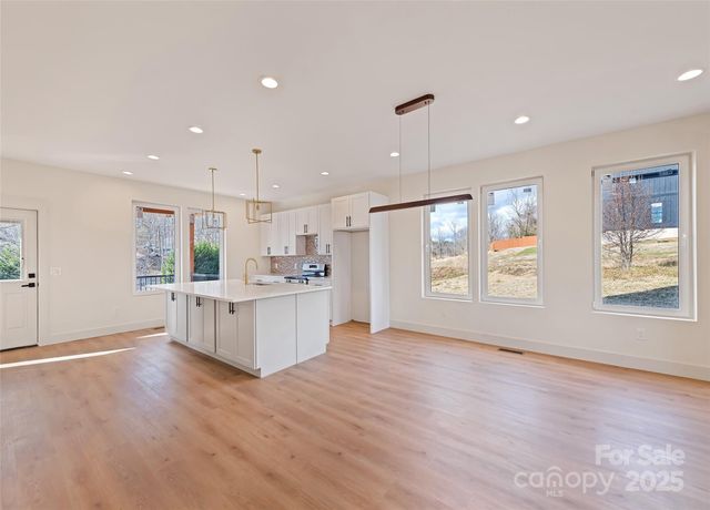 40 Firefly Ridge Trail, Alexander, NC 28701