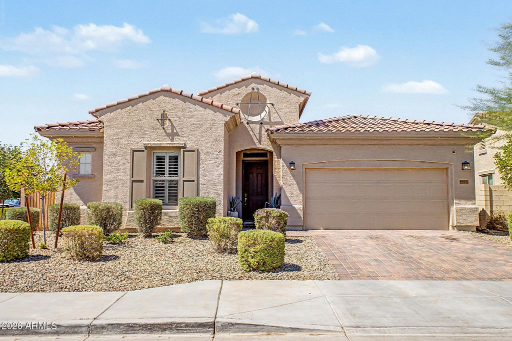 19048 W Solano Drive, Litchfield Park, AZ 85340 — photo 5
